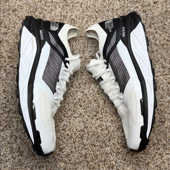 The North Face Women's Flight Vectiv Black & White Trail Running Shoes Size 7 - Picture 4 of 8